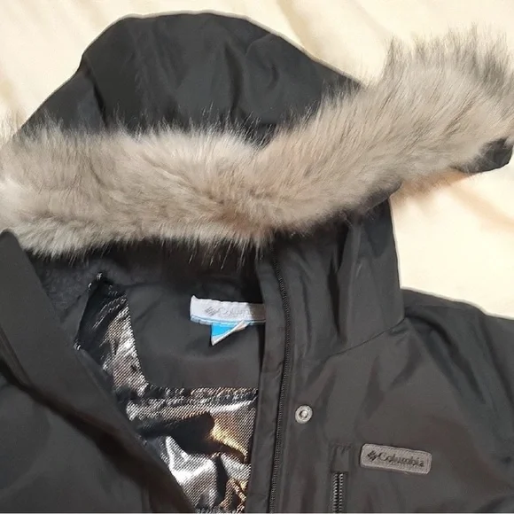 EUC Columbia Women's Suttle Mountain™ Long Insulated Jacket • M • Black/Charcoal - Picture 6 of 14